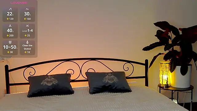 Maytaai online show from 27, 9, 2025