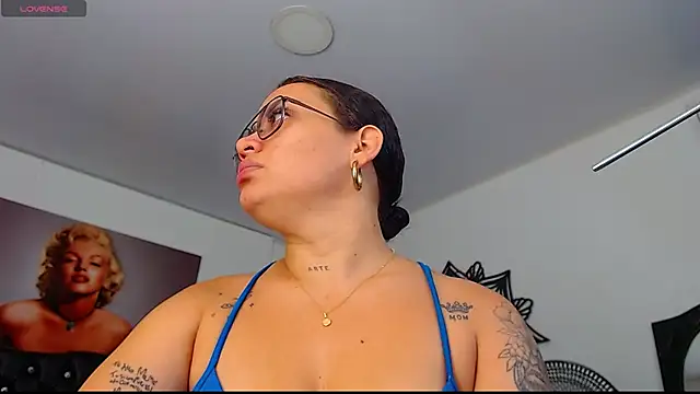 Taliana36 online show from 23, 10, 2025