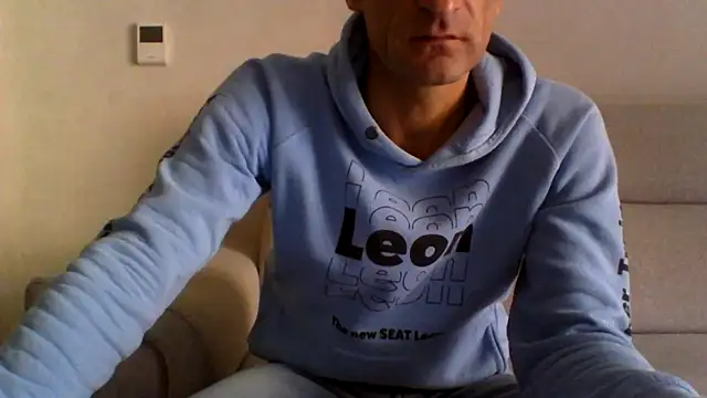 ANGELSANTAMARIA- online show from 10, 10, 2025