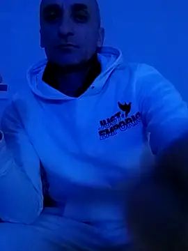 ANGELSANTAMARIA- online show from 1, 12, 2025