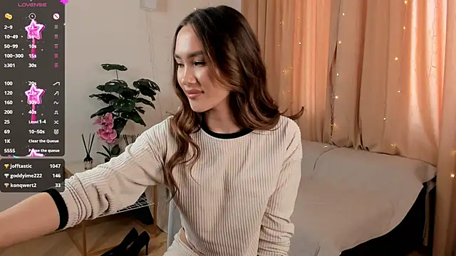 ElwineDevon online show from 9, 3, 2025