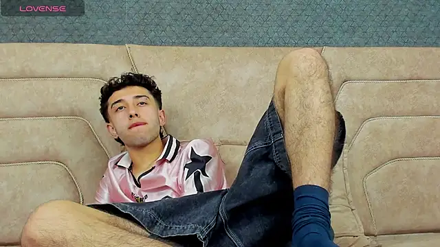 Snapshot of erickblaze_wm chatting on 22, 2, 2025 erickblaze wm online show from 22, 2, 2025