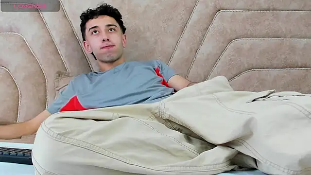 Snapshot of erickblaze_wm chatting on 19, 2, 2025 erickblaze wm online show from 19, 2, 2025