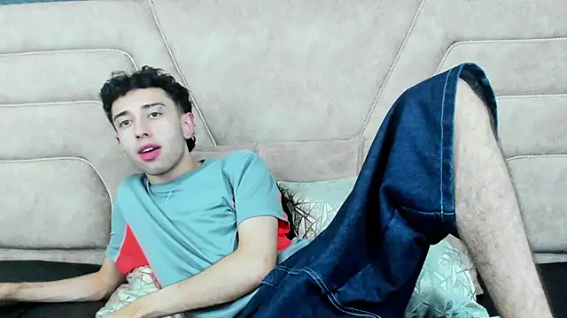 Snapshot of erickblaze_wm chatting on 28, 2, 2025 erickblaze wm online show from 28, 2, 2025