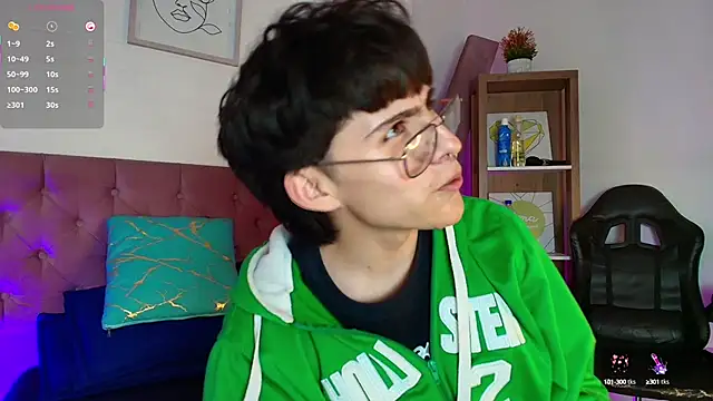 PepperTwink online show from 23, 9, 2025