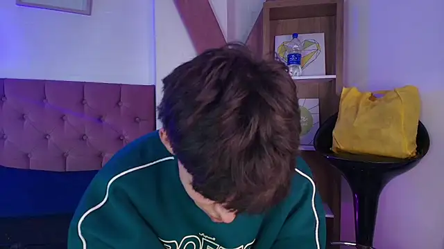 PepperTwink online show from 1, 10, 2025