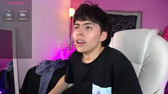 PepperTwink online show from 10, 9, 2025