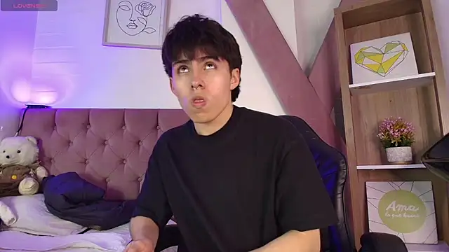 PepperTwink online show from 23, 10, 2025