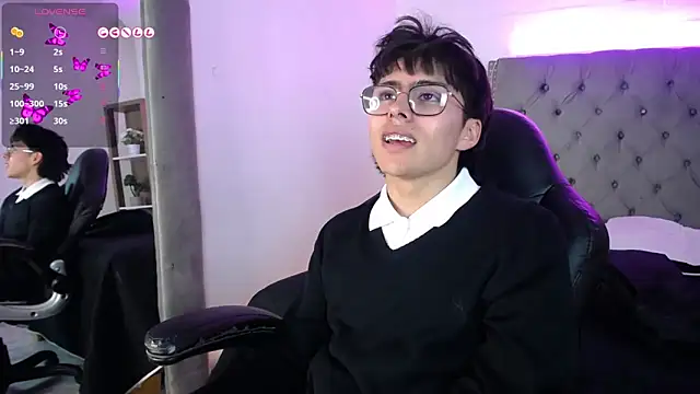 PepperTwink online show from 9, 9, 2025