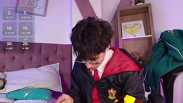 PepperTwink online show from 25, 10, 2025