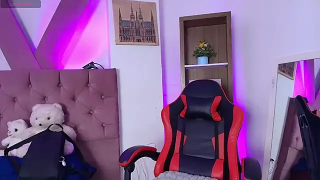 PepperTwink online show from 6, 4, 2026