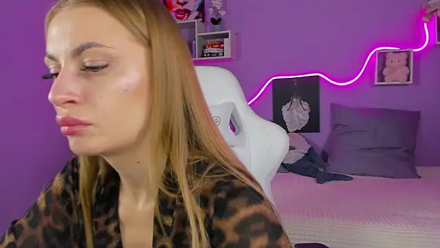 AnitaLamb online show from 28, 2, 2025