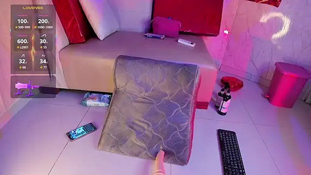 PamelaAddams  online show from 10, 2, 2026