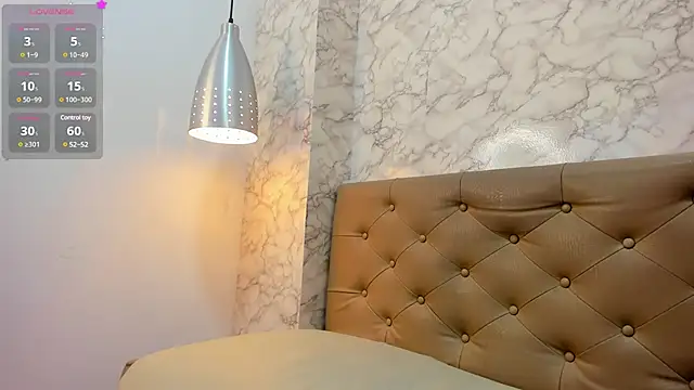 PamelaAddams  online show from 19, 3, 2025