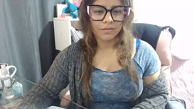 Snapshot of KatteAngelLat chatting on 30, 6, 2026 KatteAngelLat online show from 30, 6, 2026
