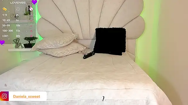 Danielaangelina online show from 26, 9, 2025