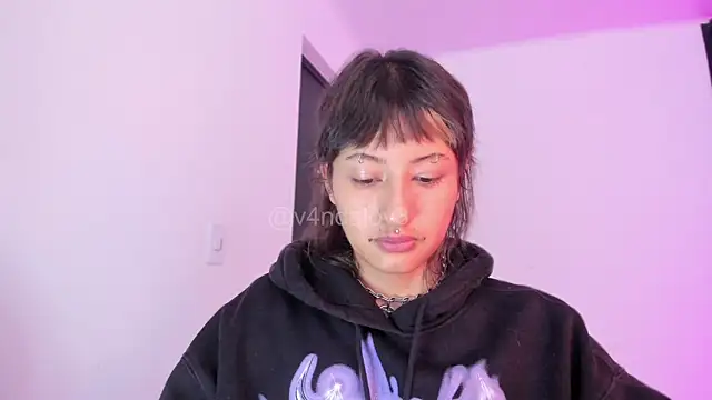 ggor4w33 online show from 1, 12, 2025