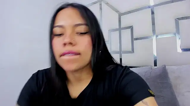 ZoeWan69 online show from 15, 9, 2025