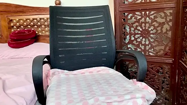 Alisaa-1 online show from 17, 9, 2025