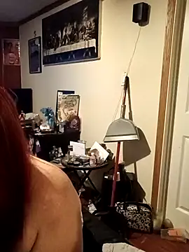 Snapshot of CutiepieMandii143 chatting on 18, 12, 2025 CutiepieMandii143 online show from 18, 12, 2025