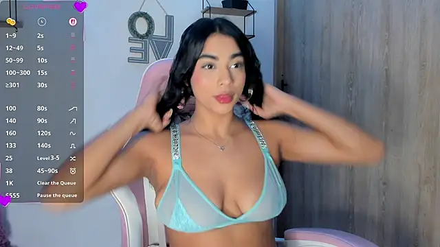 Bella ricci  online show from 10, 10, 2025