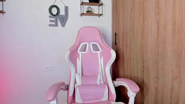 Bella ricci  online show from 16, 11, 2025