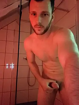 Cosmin224451 online show from 13, 1, 2026