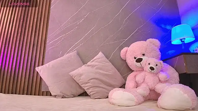 ariana jhonson1 online show from 24, 2, 2026