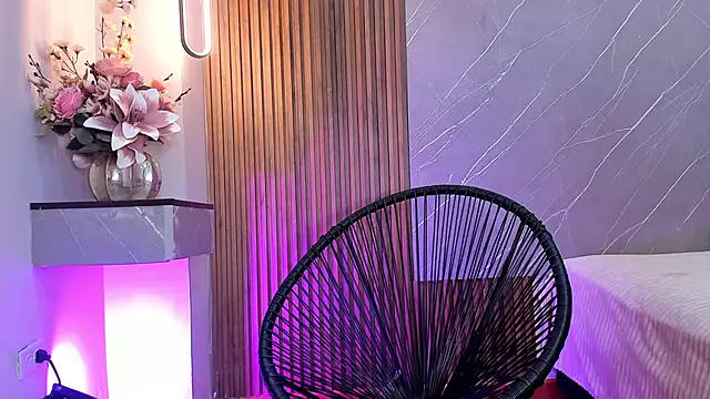 Snapshot of ariana_jhonson1 chatting on 14, 3, 2025 ariana jhonson1 online show from 14, 3, 2025