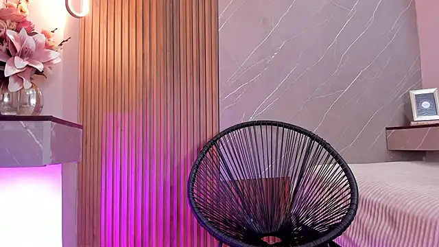 Snapshot of ariana_jhonson1 chatting on 15, 3, 2025 ariana jhonson1 online show from 15, 3, 2025