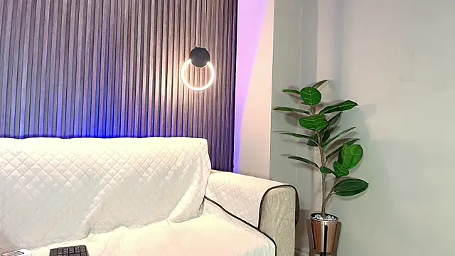 Snapshot of ariana_jhonson1 chatting on 11, 3, 2025 ariana jhonson1 online show from 11, 3, 2025