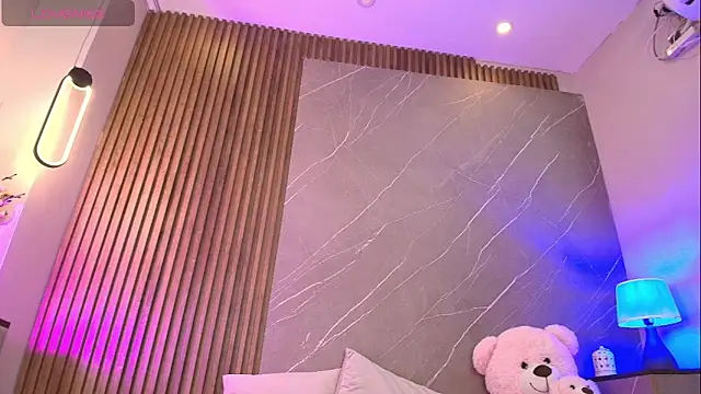 ariana jhonson1 online show from 13, 1, 2026