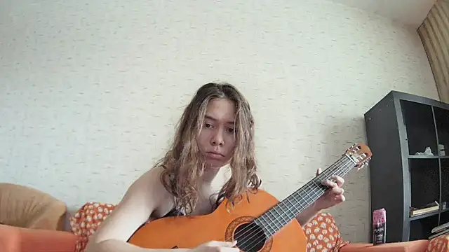 girliemilk online show from 15, 2, 2025