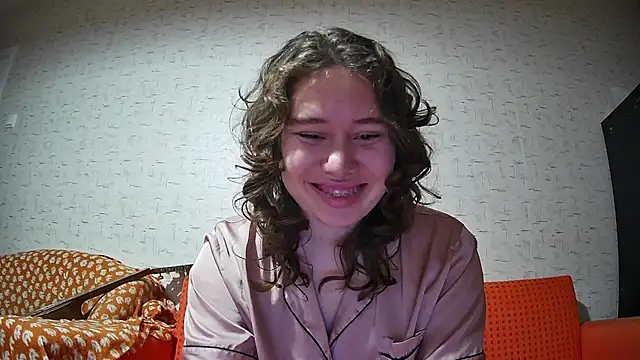 girliemilk online show from 29, 10, 2025