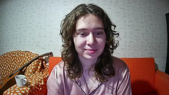 girliemilk online show from 10, 11, 2025