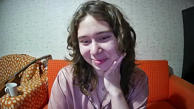 girliemilk online show from 17, 11, 2025