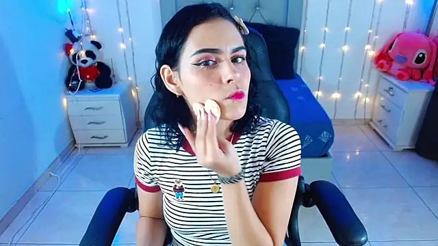 Snapshot of veronica_luar chatting on 3, 10, 2025 veronica luar online show from 3, 10, 2025