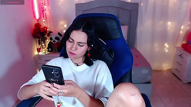 Snapshot of veronica_luar chatting on 1, 3, 2025 veronica luar online show from 1, 3, 2025