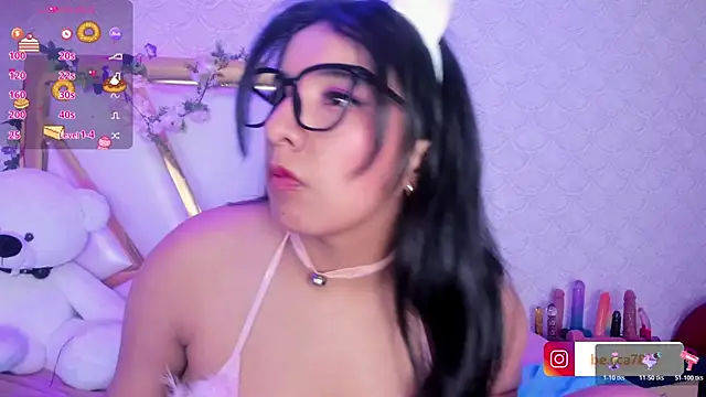 BeccaMathew online show from 22, 10, 2025