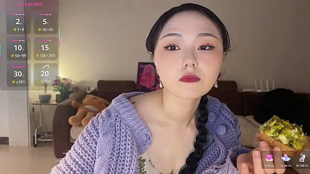 nanaliu6 online show from 8, 10, 2025