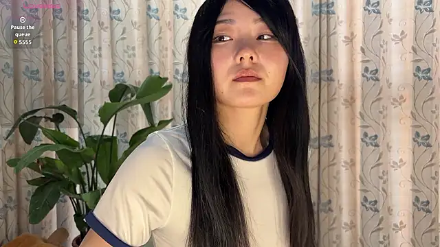 nanaliu6 online show from 14, 2, 2026