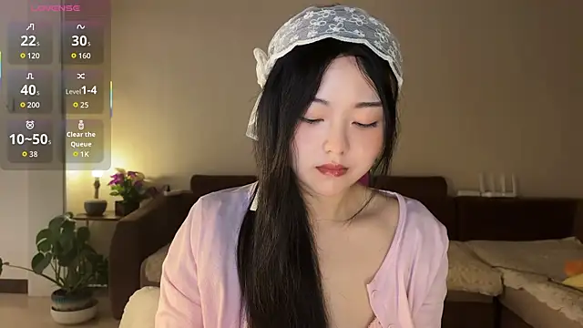 nanaliu6 online show from 10, 10, 2025