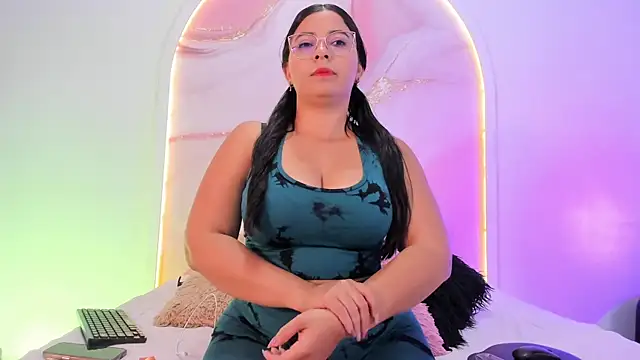 Sofii Lopezz online show from 10, 2, 2026