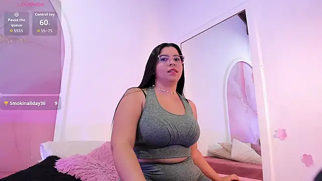 Snapshot of Sofii_Lopezz chatting on 17, 9, 2025 Sofii Lopezz online show from 17, 9, 2025