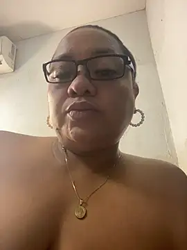 Snapshot of Pialadelicia chatting on 9, 8, 2026 Pialadelicia online show from 9, 8, 2026