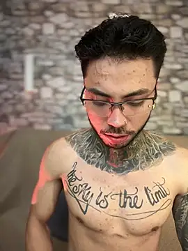 Walker Thomas1 online show from 6, 3, 2025