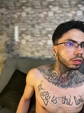 Walker Thomas1 online show from 24, 2, 2025