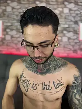 Walker Thomas1 online show from 15, 2, 2025