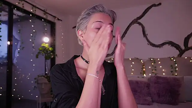 soidai miiu online show from 12, 10, 2025