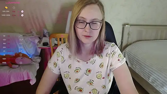 Agatha Mott online show from 31, 10, 2025